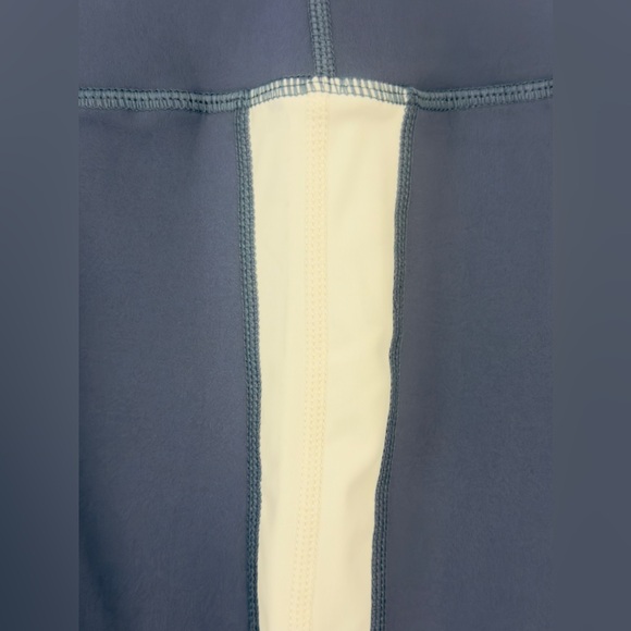 KUZI High Waist Steel Blue with Cream Stripe Full Length Leggings   Medium   NWT - Picture 3 of 8